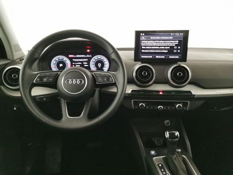 Audi Q2 35 1.5 tfsi Business Advanced s-tronic