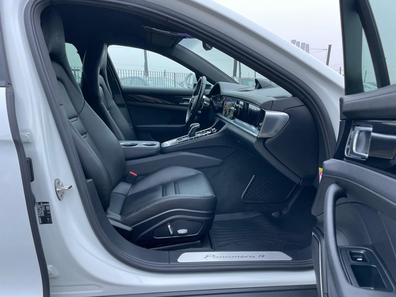 Porsche Panamera 2.9 4 E-Hybrid pacchetto Night