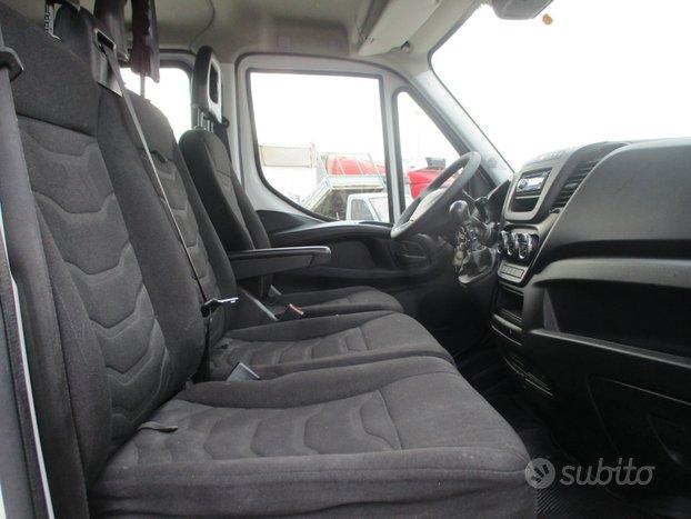 Iveco Daily 35C13 2.3 130CV E5 7POSTI DOP CAB RIBA