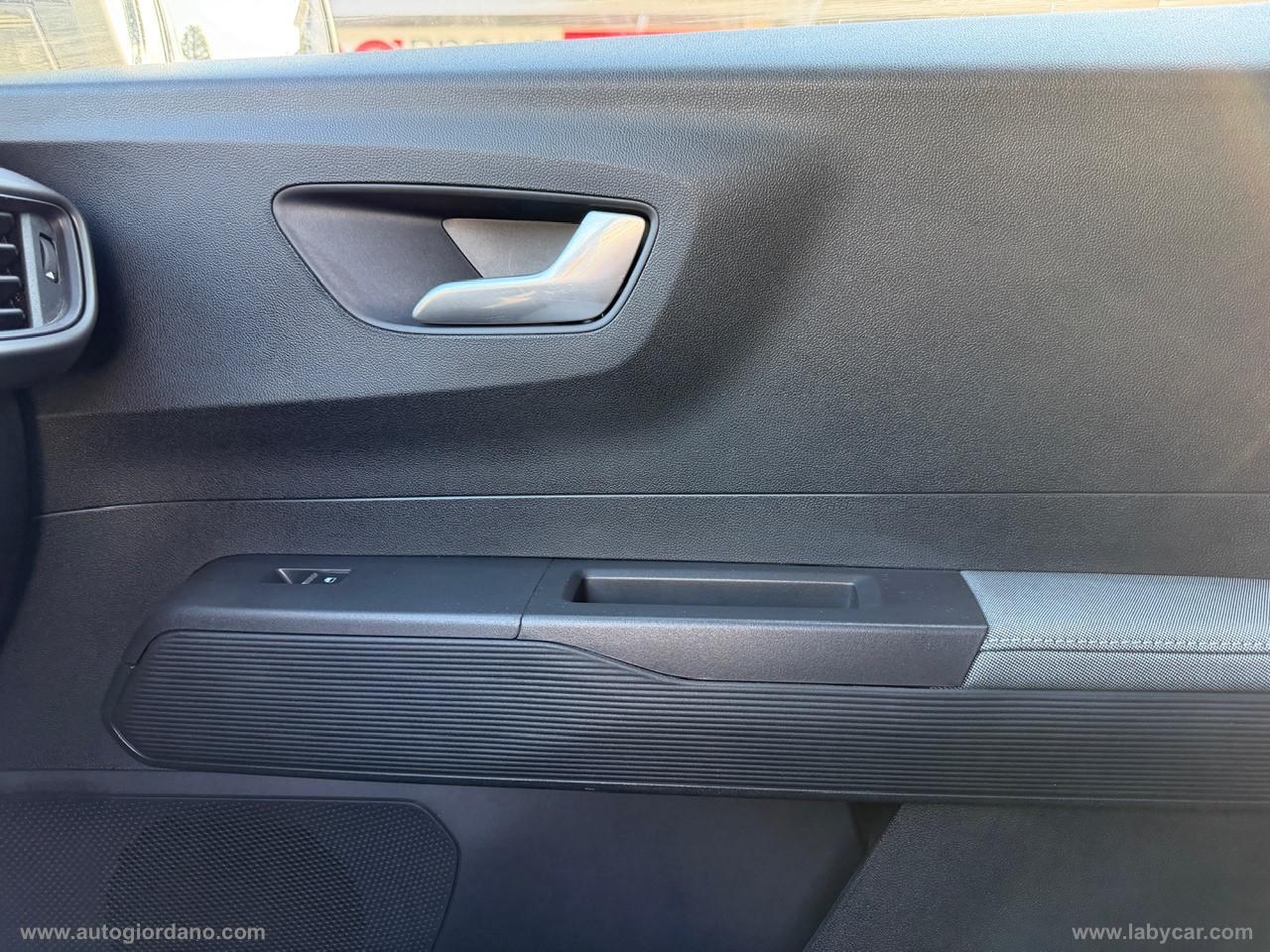 FORD Tourneo Courier 1.0 EcoBoost Titanium WINTER PACK