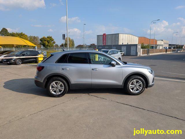 AUDI Q3 45 TFSI e S tronic Business Plug in Hybrid