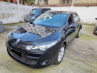 Renault Megane Mégane 1.5 dCi 110CV EDC SporTour Bose