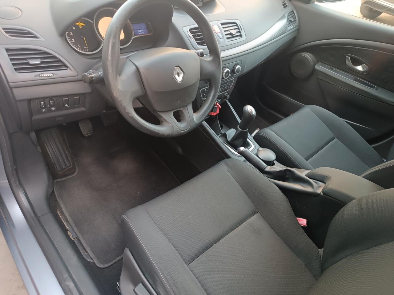 Renault Megane 1.5 diesel garanzia