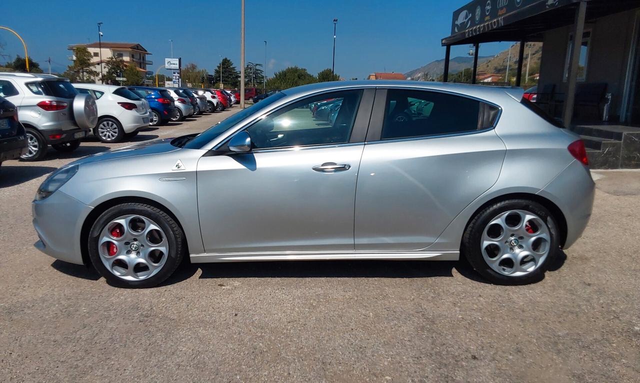 Alfa Romeo Giulietta 1750 TBi Quadrifoglio Verde