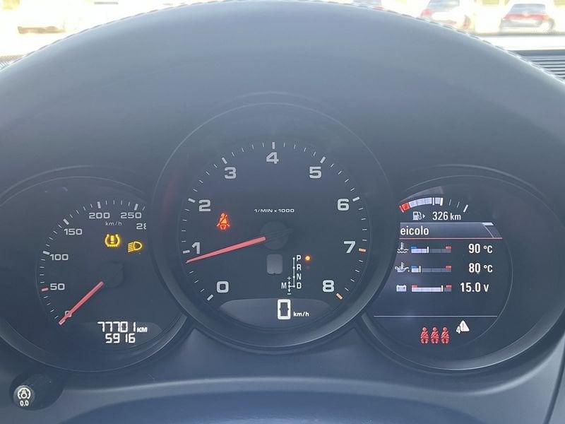 Porsche Macan 2.0 245cv