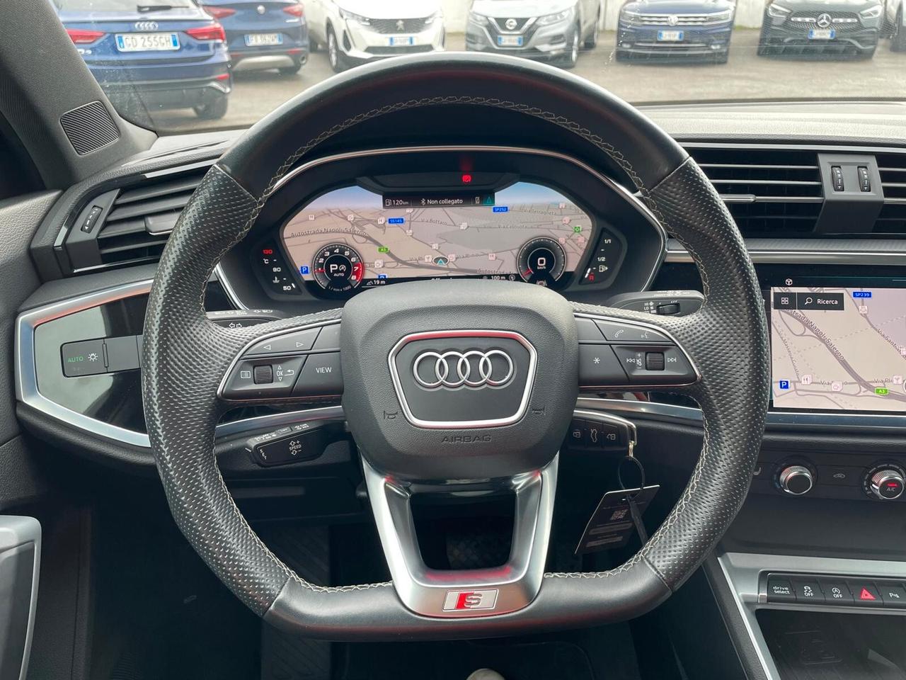 Audi Q3 35 TFSI S line edition