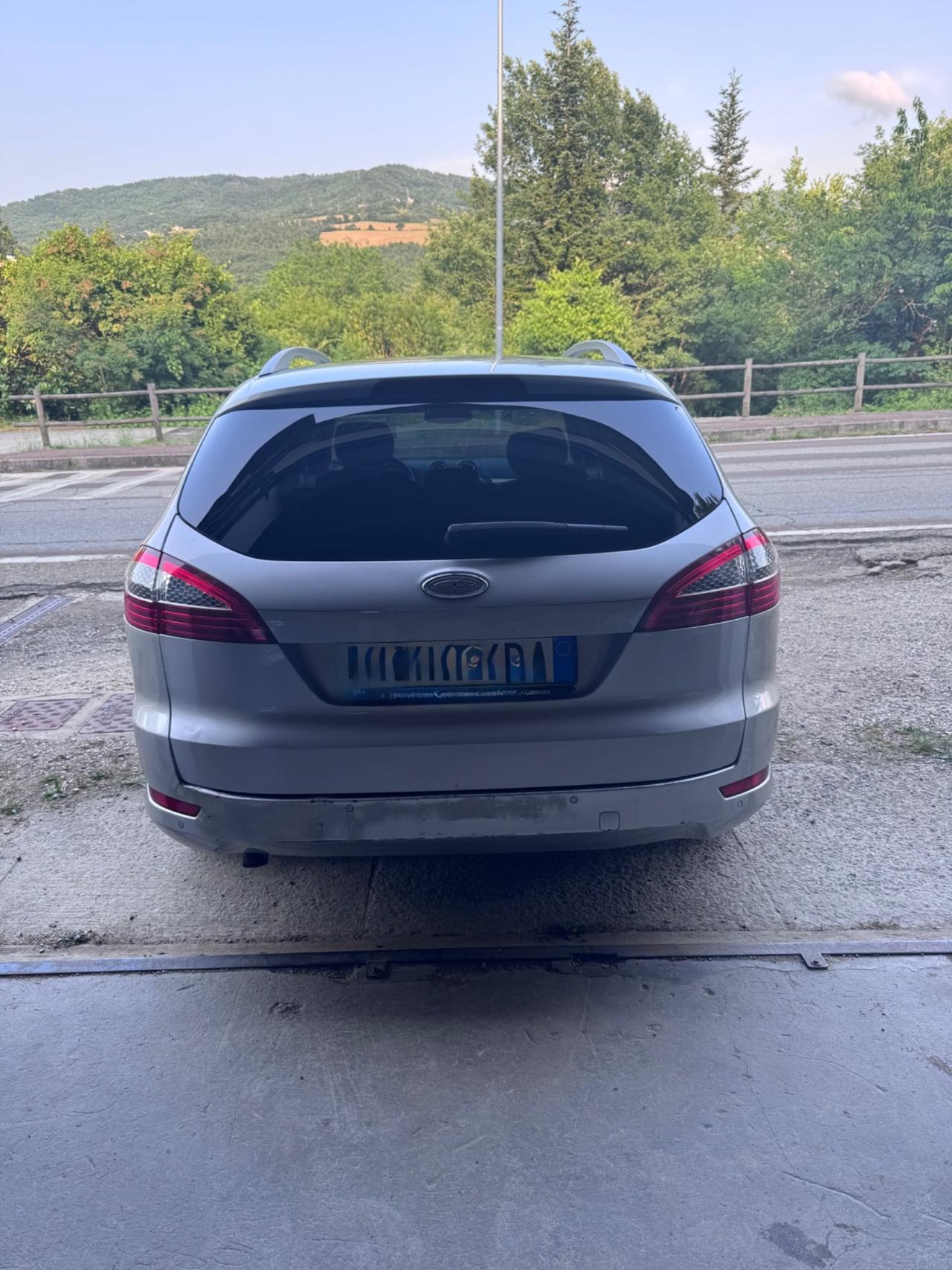 Ford Mondeo 2000 TDCi 140 CV Ghia DPF con cambio automatico 6Tronic