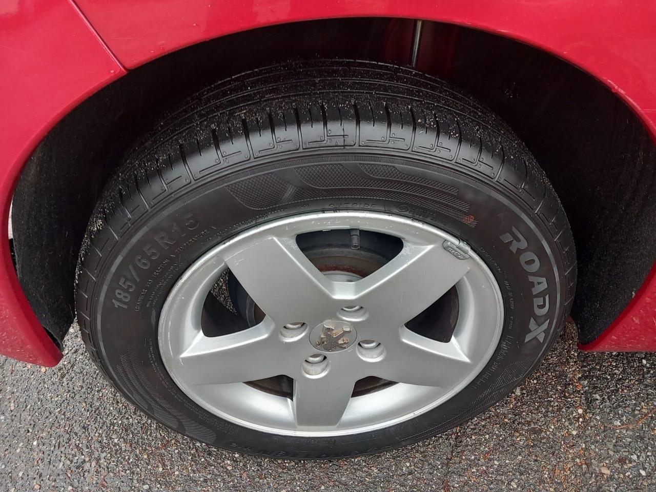 Peugeot 207 1.4 88CV 5p. XS