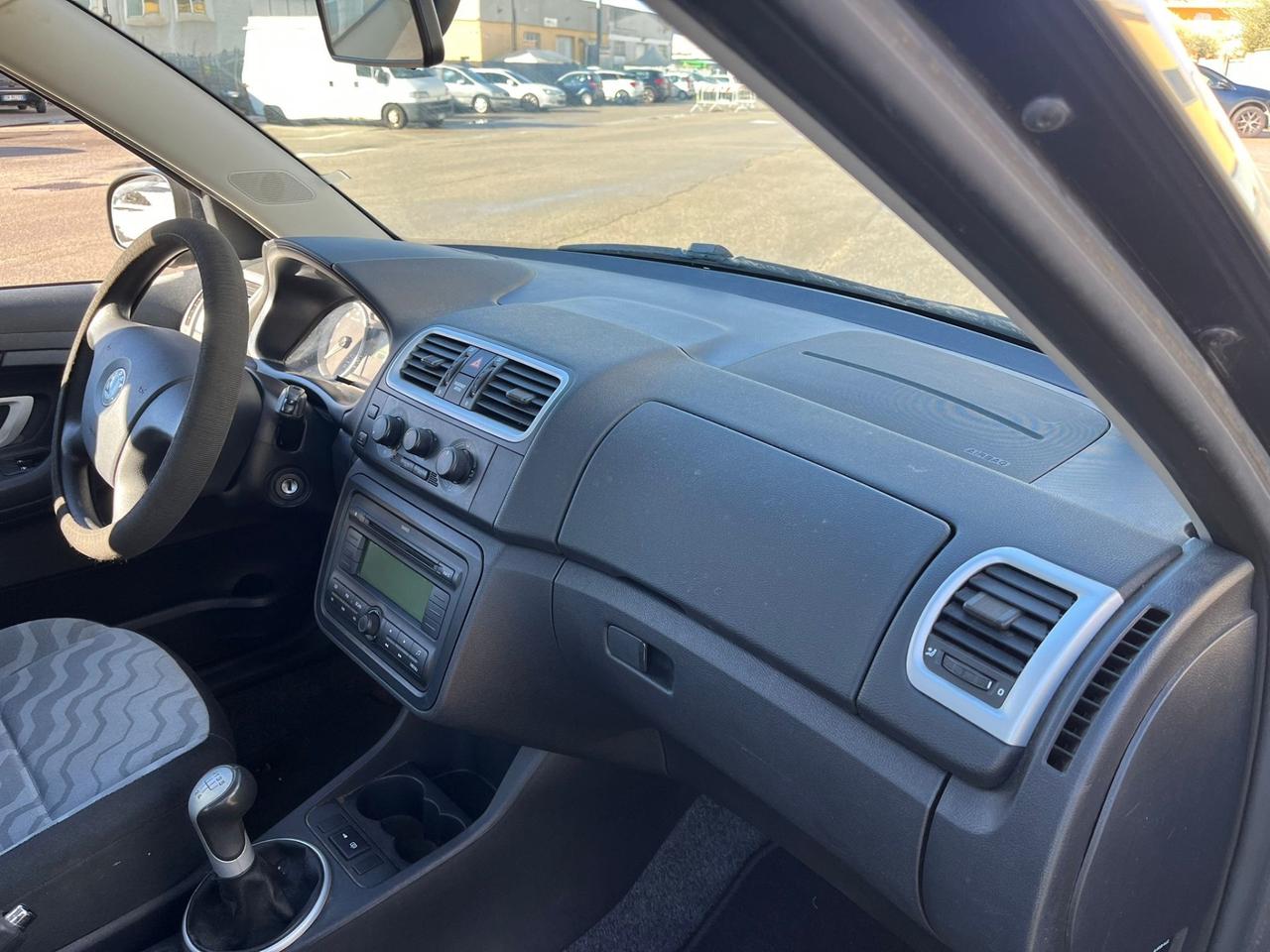 Skoda Fabia 1.2 benzina 12V 70CV 5p. Style