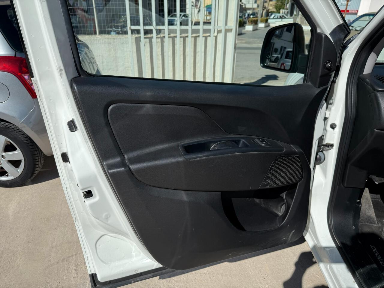 FIAT DOBLO 1.6 MJT 105CV COMBI N1 - 2022