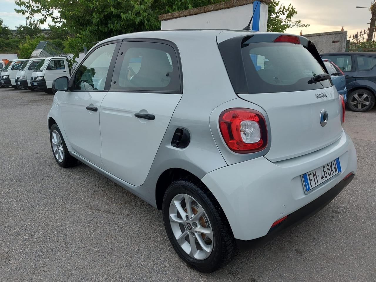 Smart Forfour 1.0 benz/71cv-km 44000-12/2017