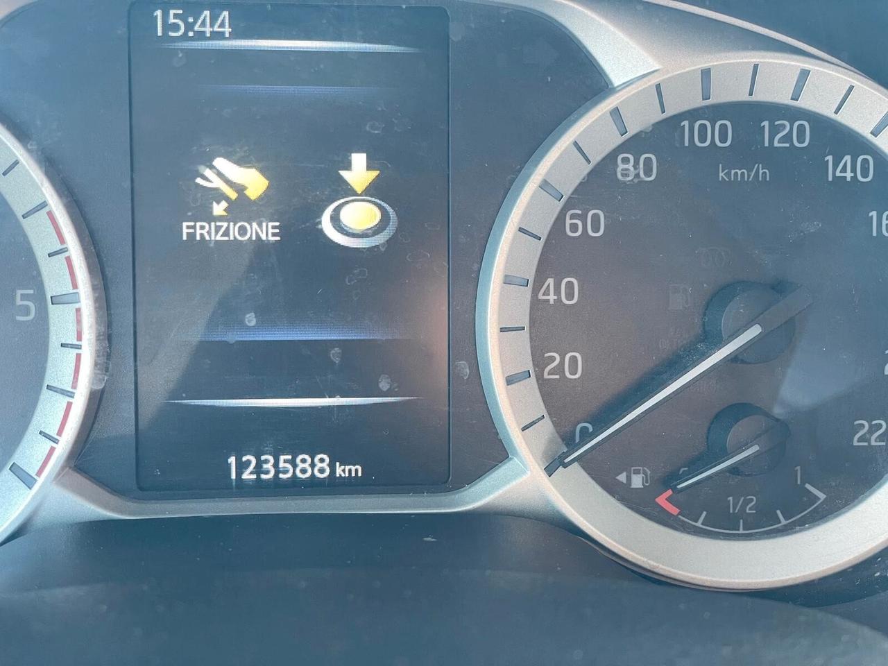 Nissan Navara 2.3 dCi 4WD Double Cab