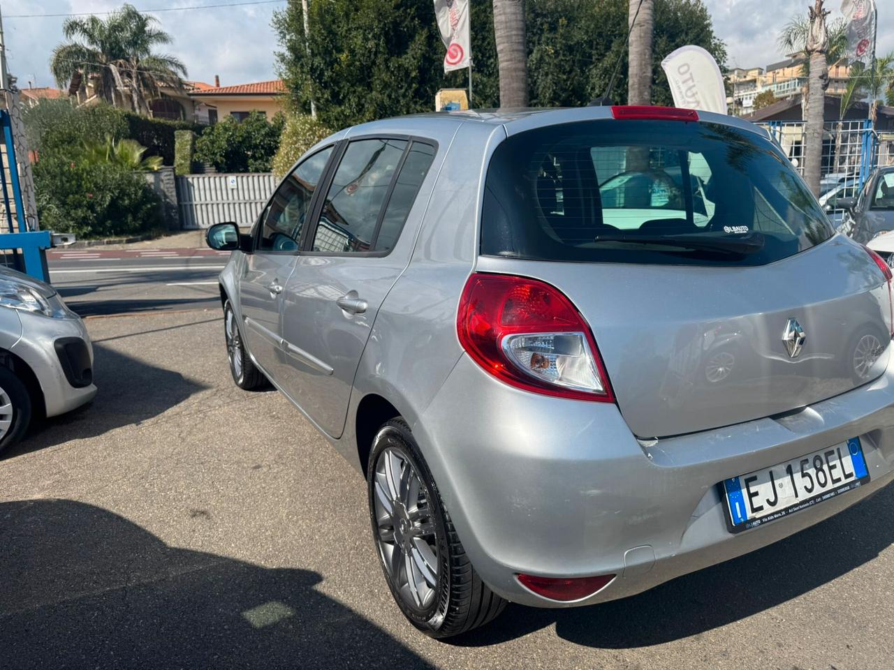 Renault Clio 1.5 DCI 75CV 5P 20TH DYNAMICQUE