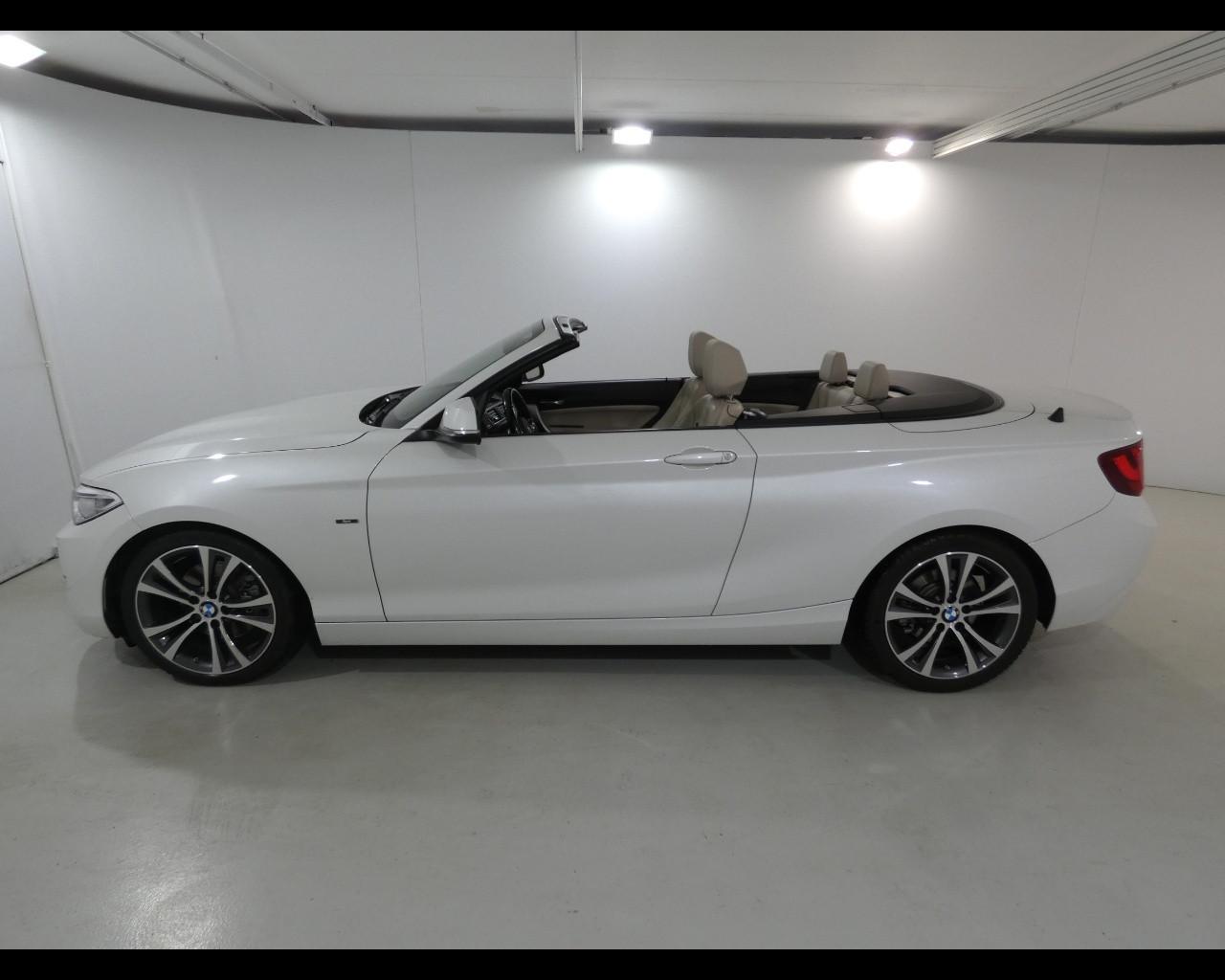 BMW Serie 2 Cabrio(F23) - 220d Cabrio Sport