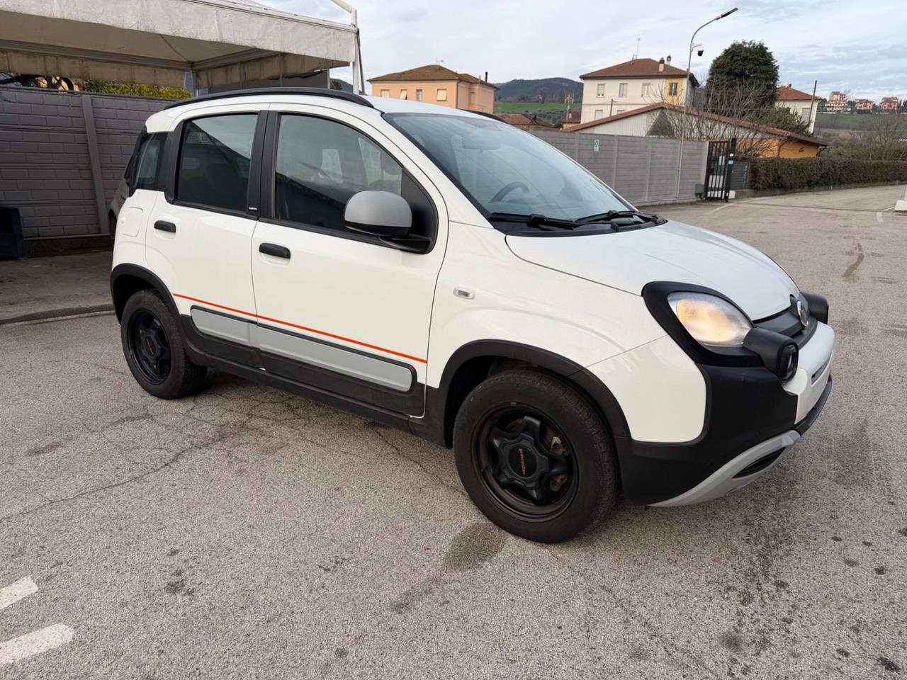 Fiat Panda 1.0 FireFly S&S Hybrid Garmin