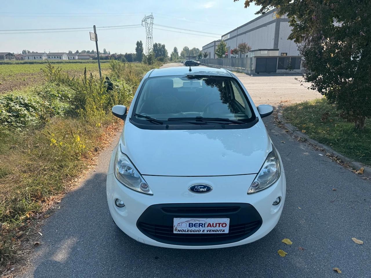 Ford Ka 1.2 benzina adatta neopatentati