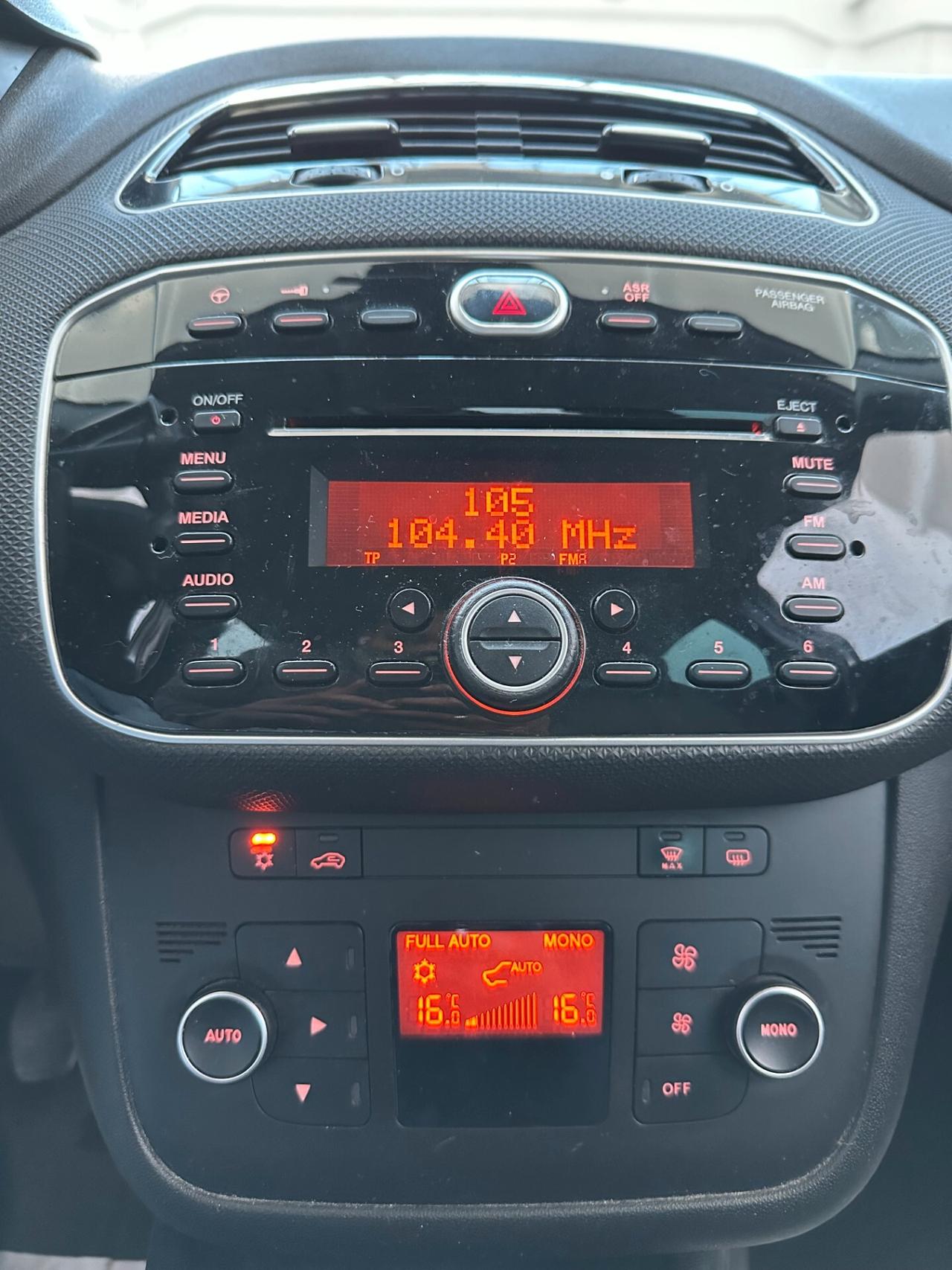 Fiat Punto 1.2 Benz, Euro 6, si neopat, uni propriet, perfetta