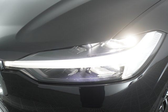 VOLVO XC60 XC60 B4 (d) automatico Core