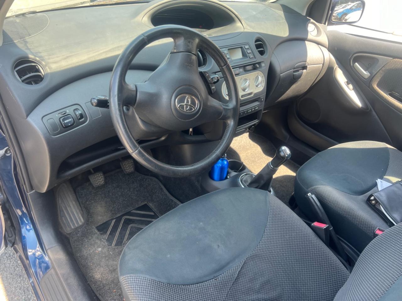 Toyota Yaris 1.0i 16V cat 3 porte Sol Blue