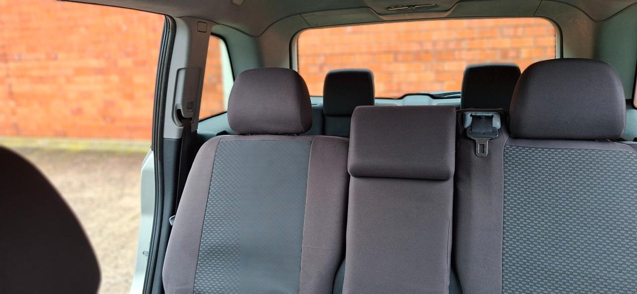 Opel Zafira 1.6 CON IMPIANTO A METANO 7 POSTI