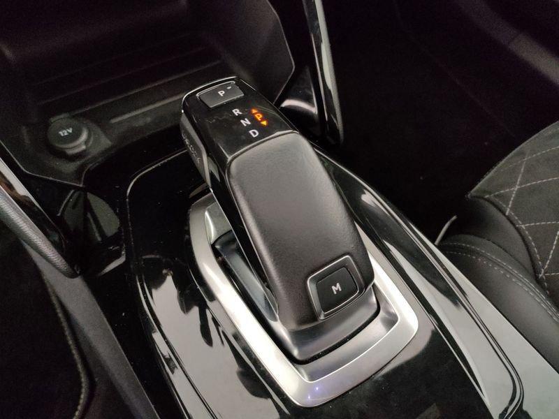 Peugeot 2008 2008 BlueHDi 130 S&S EAT8 GT Pack