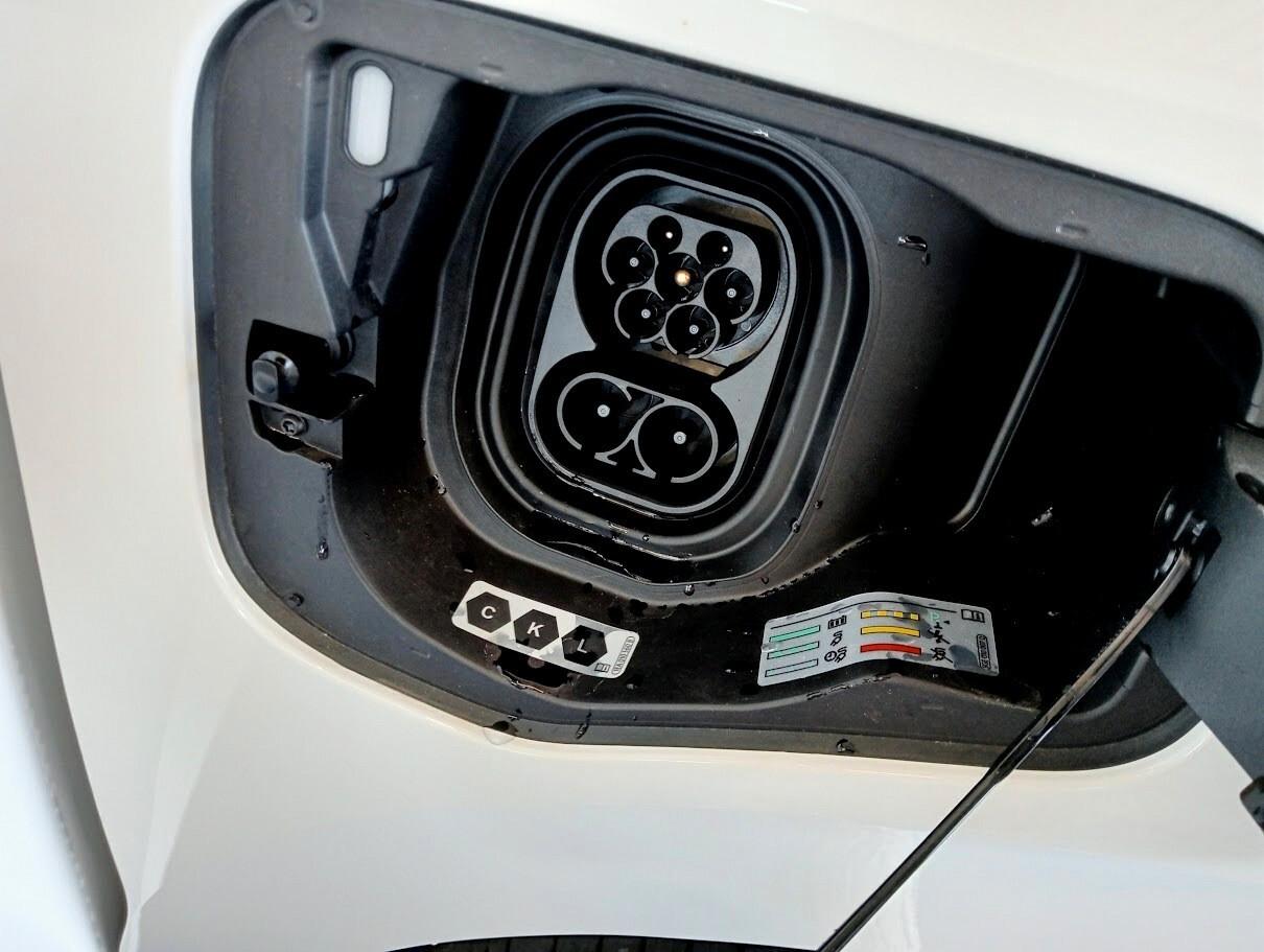Volkswagen T7 Multivan 1.5 PHEV 4motion 245cv IQ LED GANCIO 360° FULL