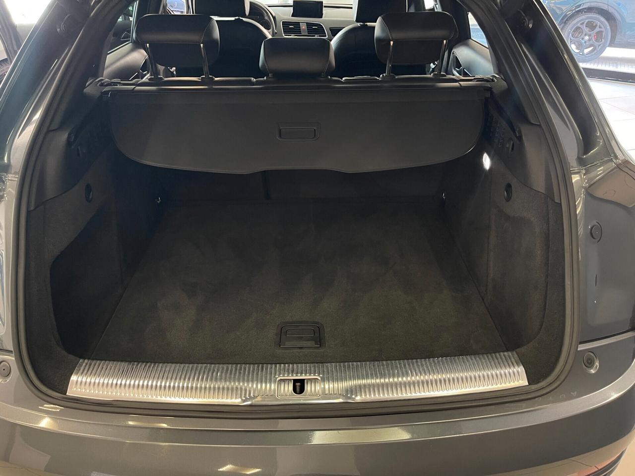 Audi Q3 2.0 TDI 150cv S Line