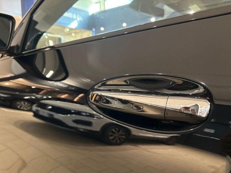 Mercedes-Benz GLA 200 d Premium auto