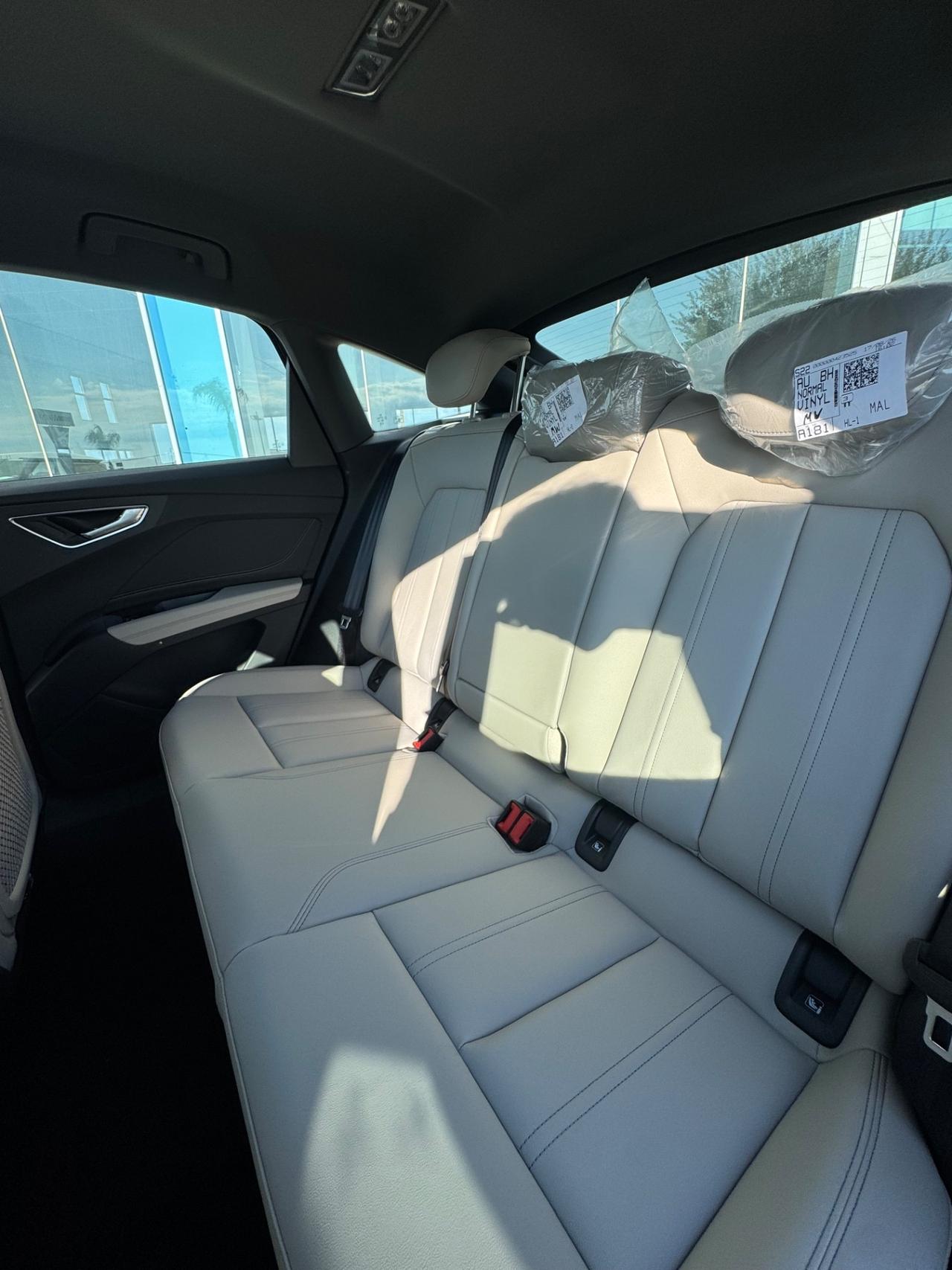 Audi Q4 SPB 35 e-tron Business Advanced