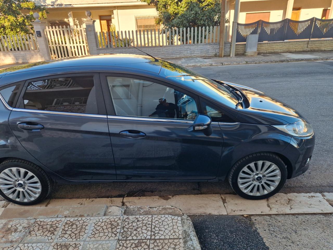 Ford Fiesta 1.4 TDCi 5p. Titanium