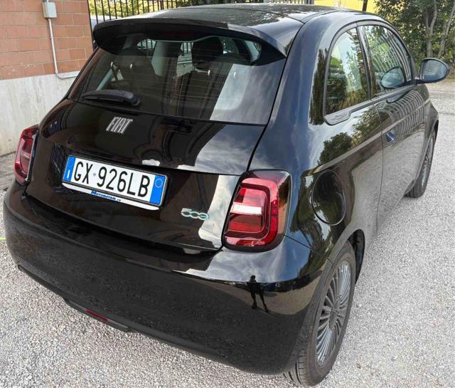 FIAT 500e Berlina 42 kWh