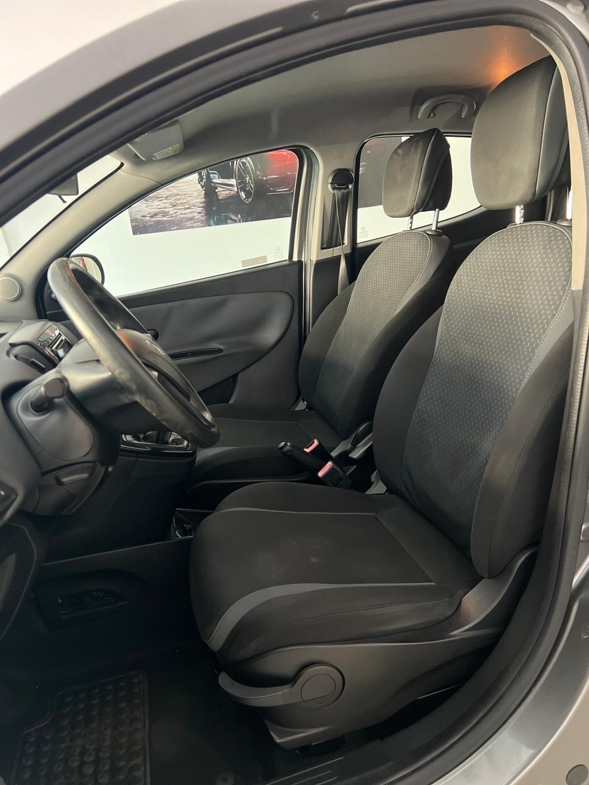 Lancia Ypsilon 1.3 MJT 16V 95 CV 5 porte S&S Platinum