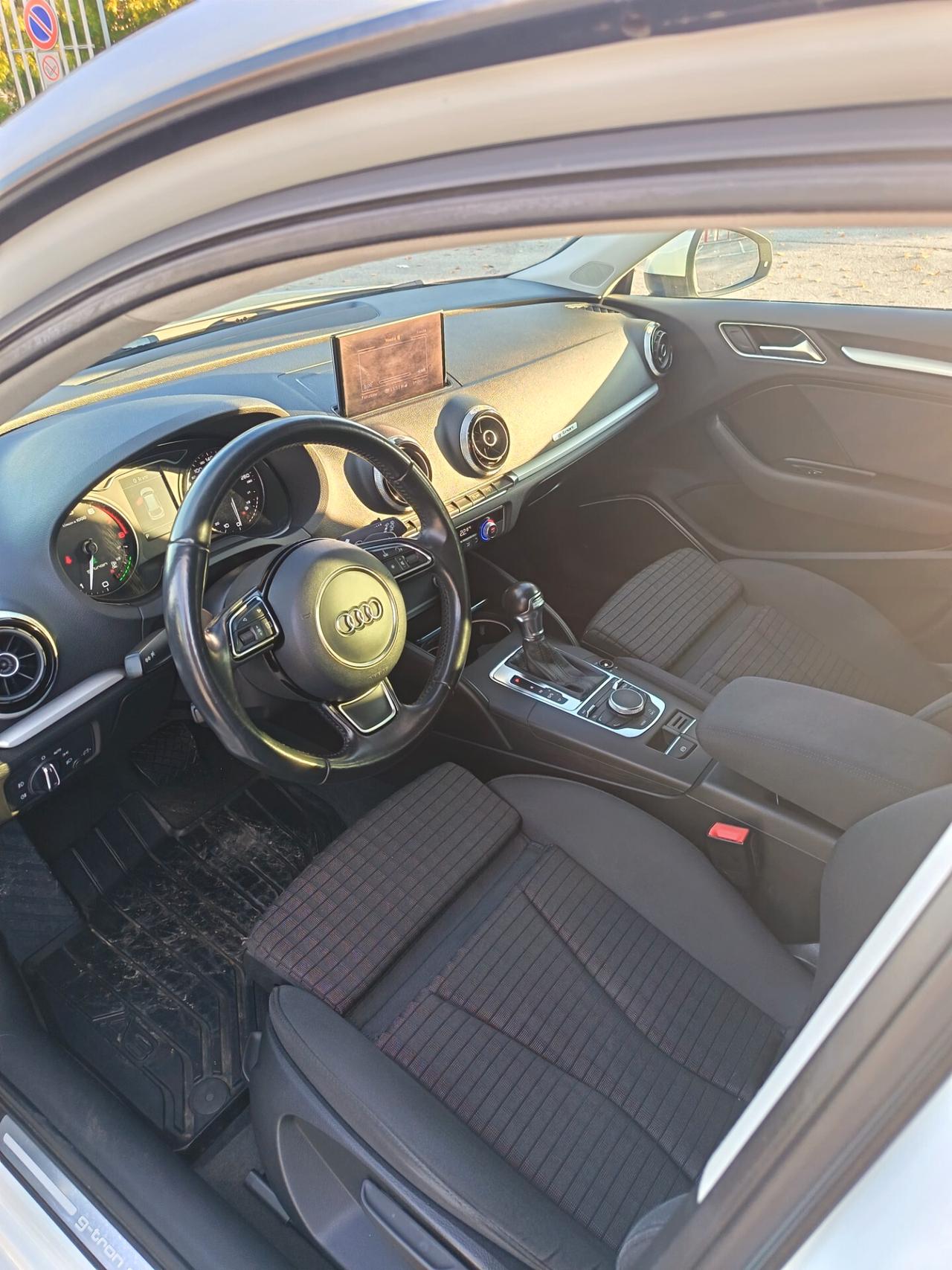 Audi A3 SPB 1.4 TFSI S tronic g-tron Attraction