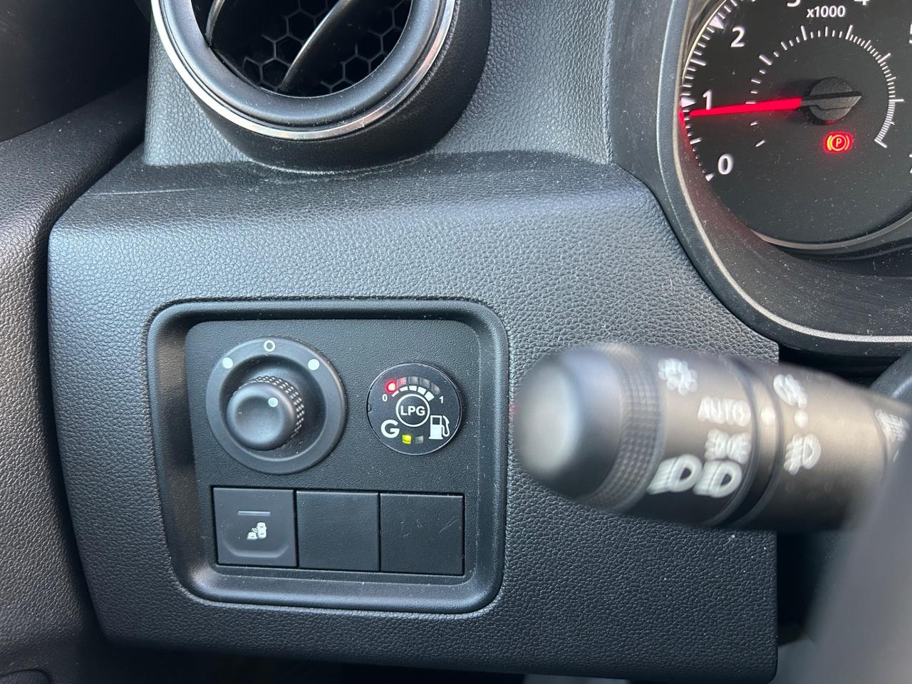 Dacia Duster 1.0 cc GPL FABBRICA*UNIPRO*NAVI*SENSORI E RETROCAMERA*