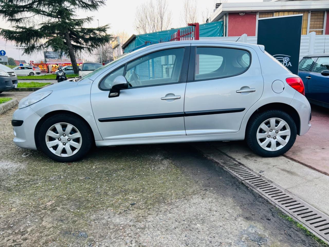 Peugeot 207 1.4 88CV 5p. XS