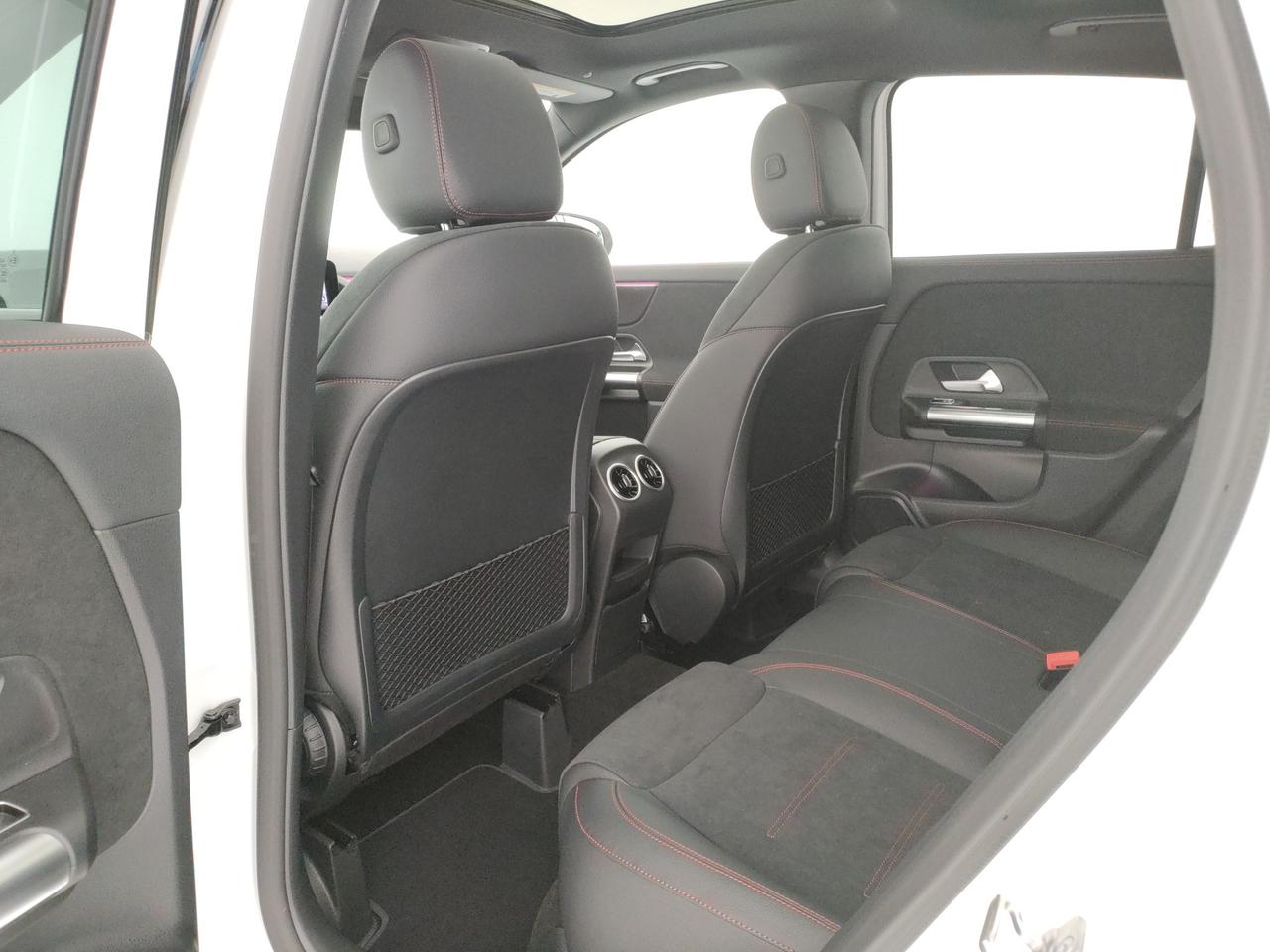 Mercedes-Benz GLA 200 d 4MATIC