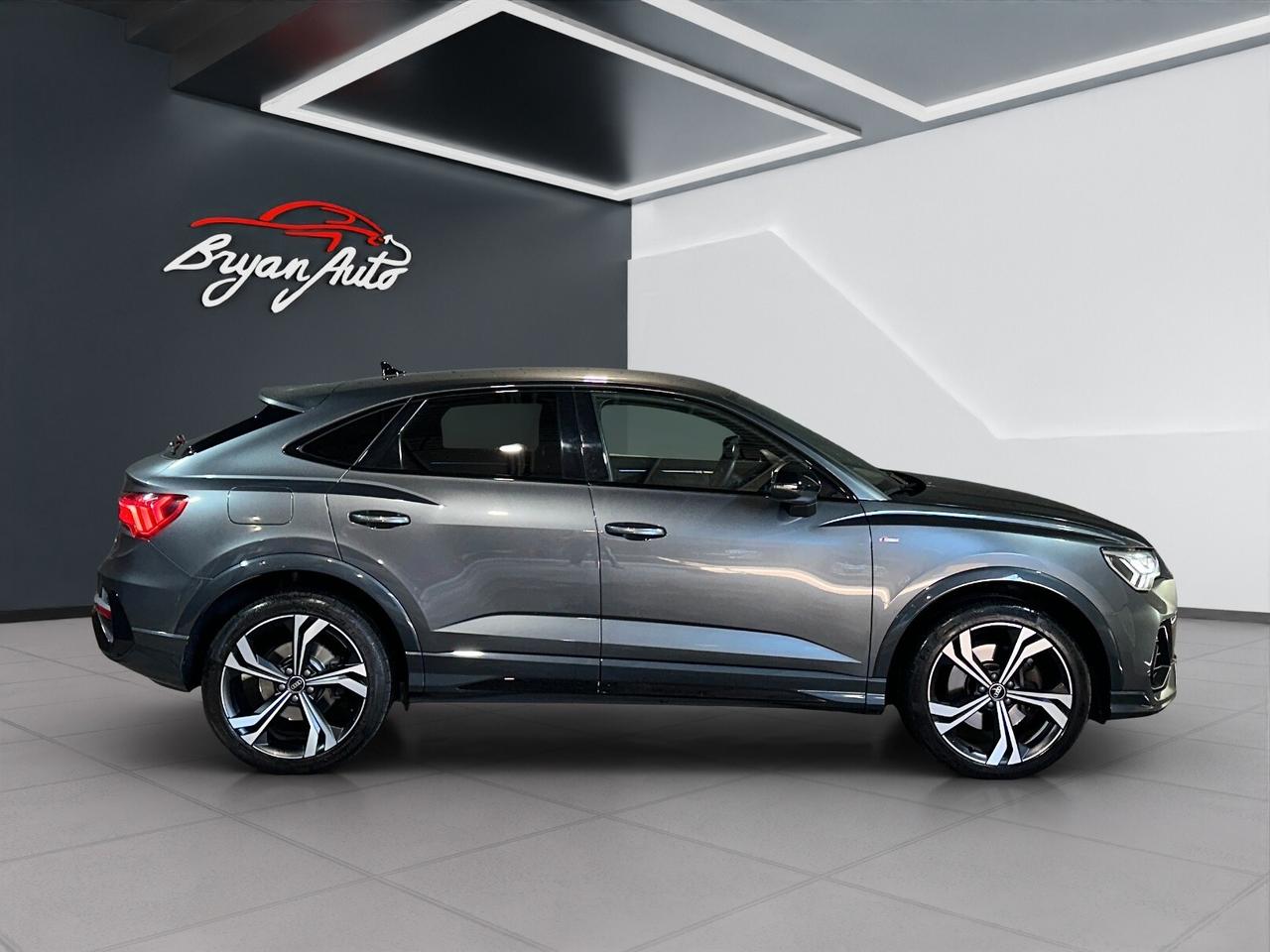 Audi Q3 40 TFSI quattro S tronic line edition