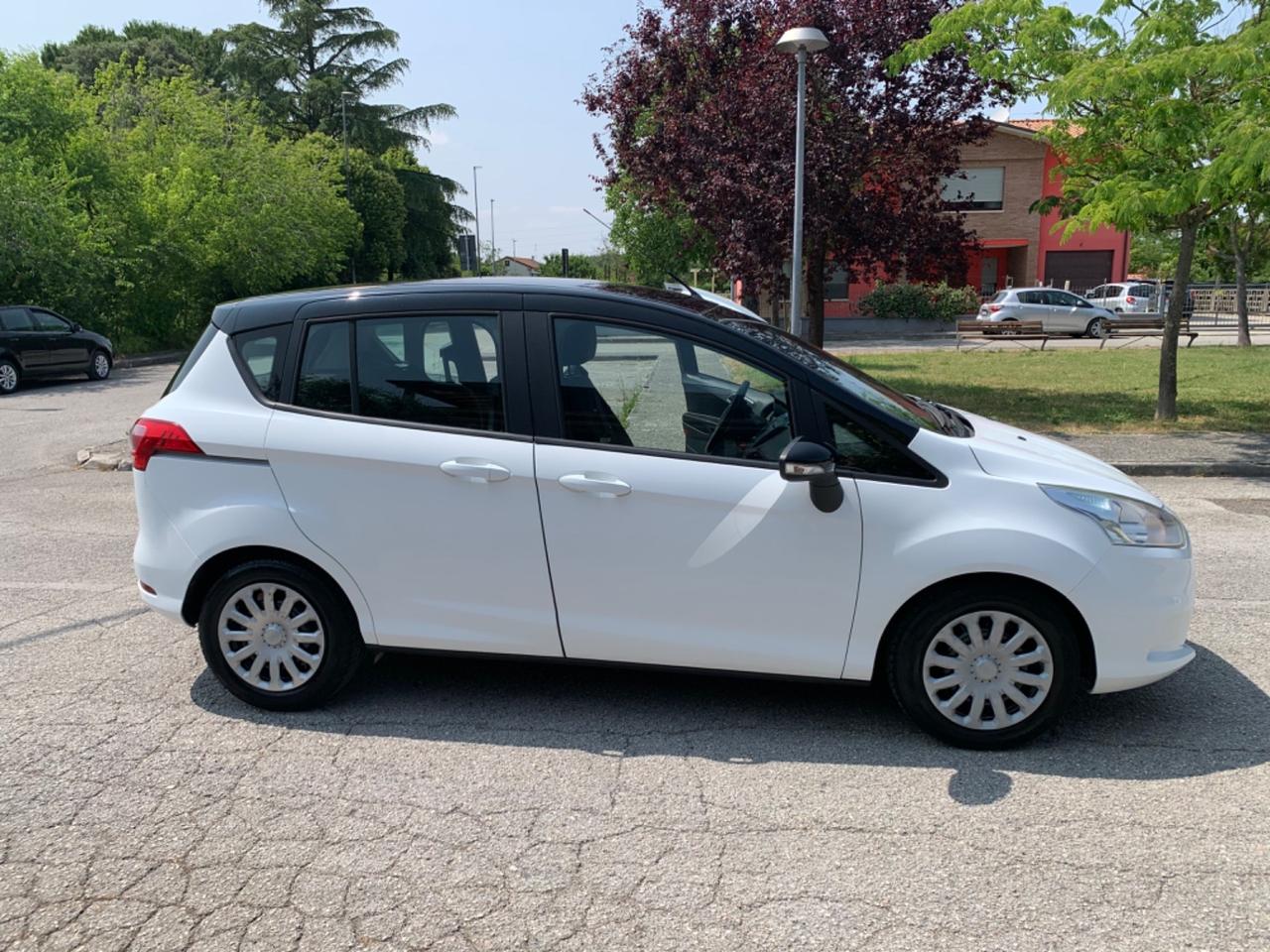 Ford metano benzina neopatentati