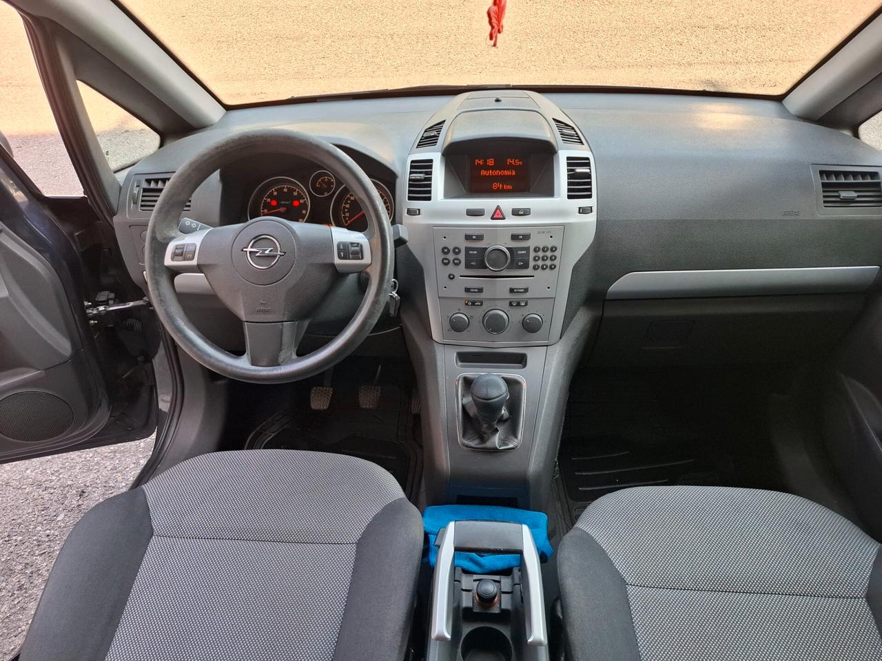 Opel Zafira 1.6 16V VVT Cosmo