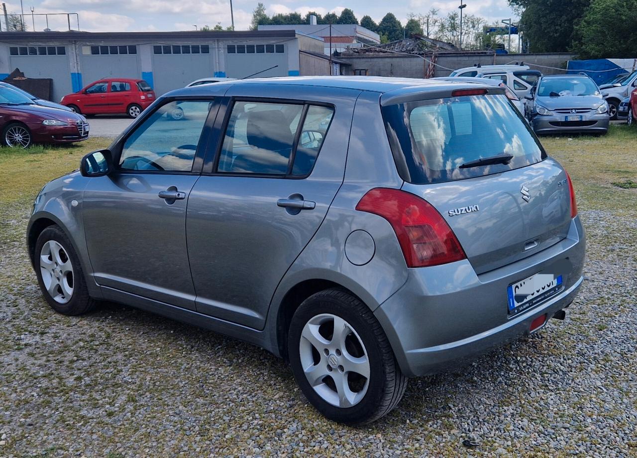 Suzuki Swift 1.3 5p. GLX