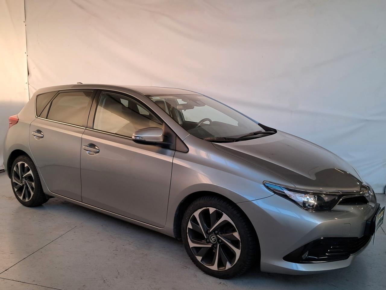 Toyota Auris 1.4 D-4D Active