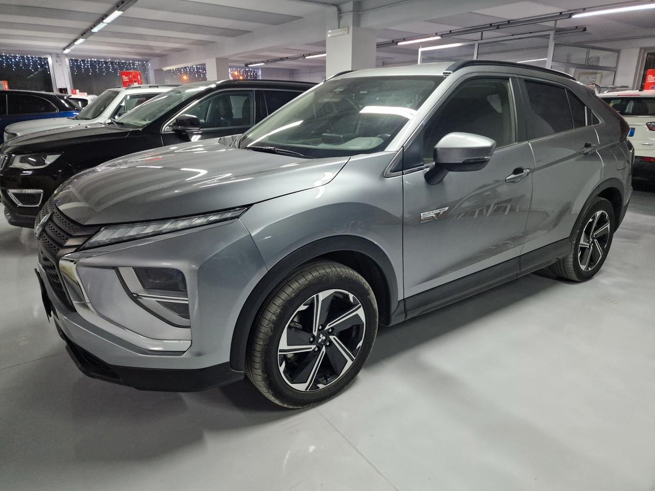 Mitsubishi Eclipse Cross Eclipse Cross 2.4 MIVEC 4WD PHEV Instyle SDA