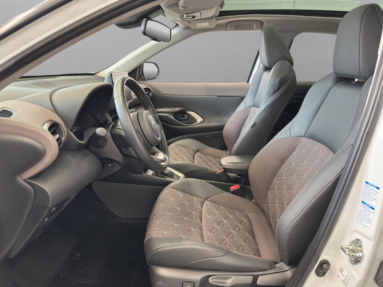 Toyota Yaris Cross 1.5h Lounge awd-i 116cv e-cvt