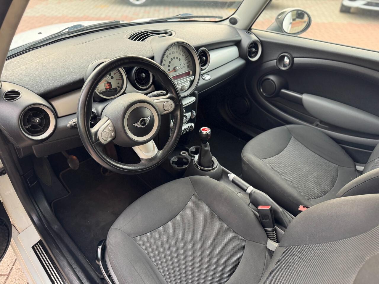 Mini Mini 1.6 16V Cooper D