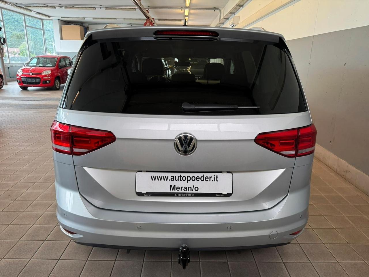 Volkswagen Touran 2.0 TDI 115 CV DSG IQDrive 7Posti Gancio