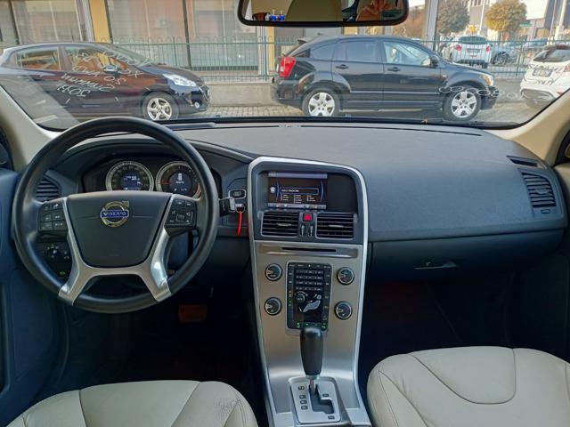 VOLVO XC60 D3 AWD Geartronic Summum