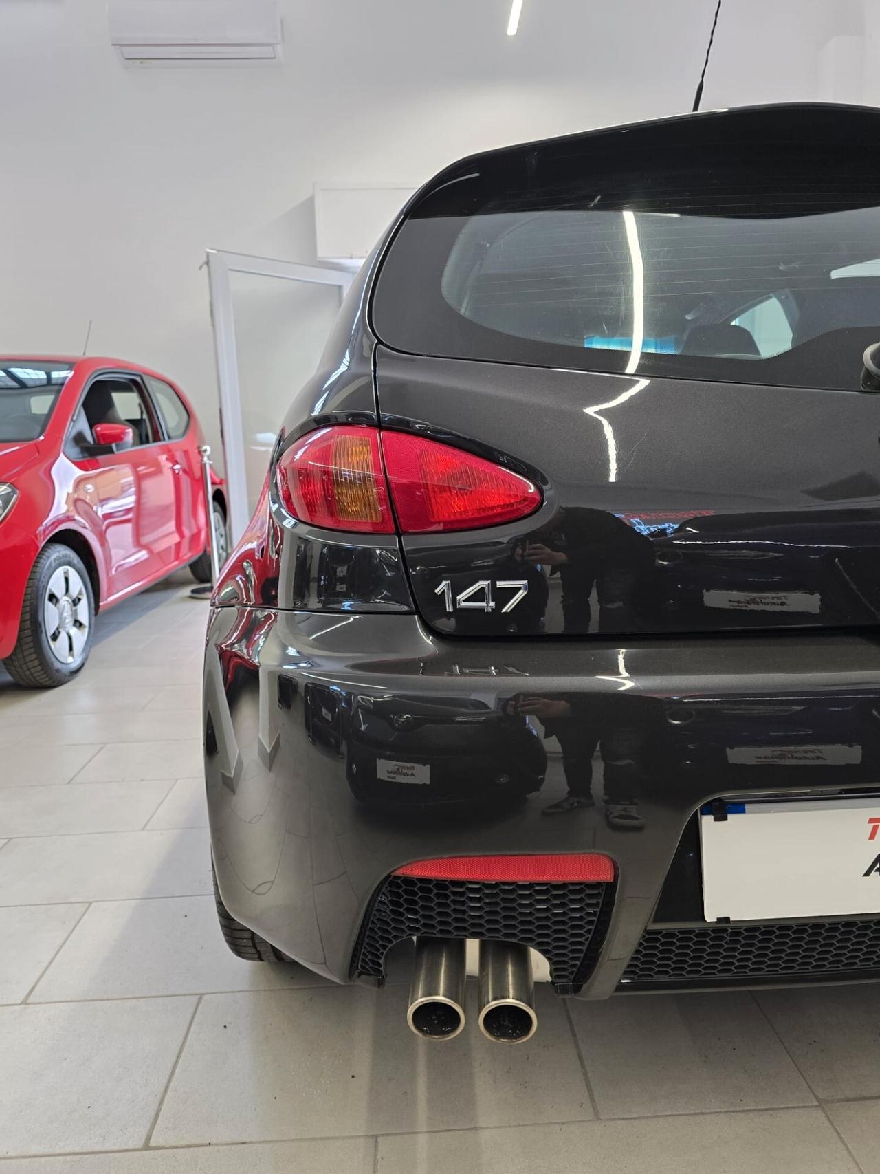 Alfa Romeo 147 3.2i V6 24V cat 3 porte GTA
