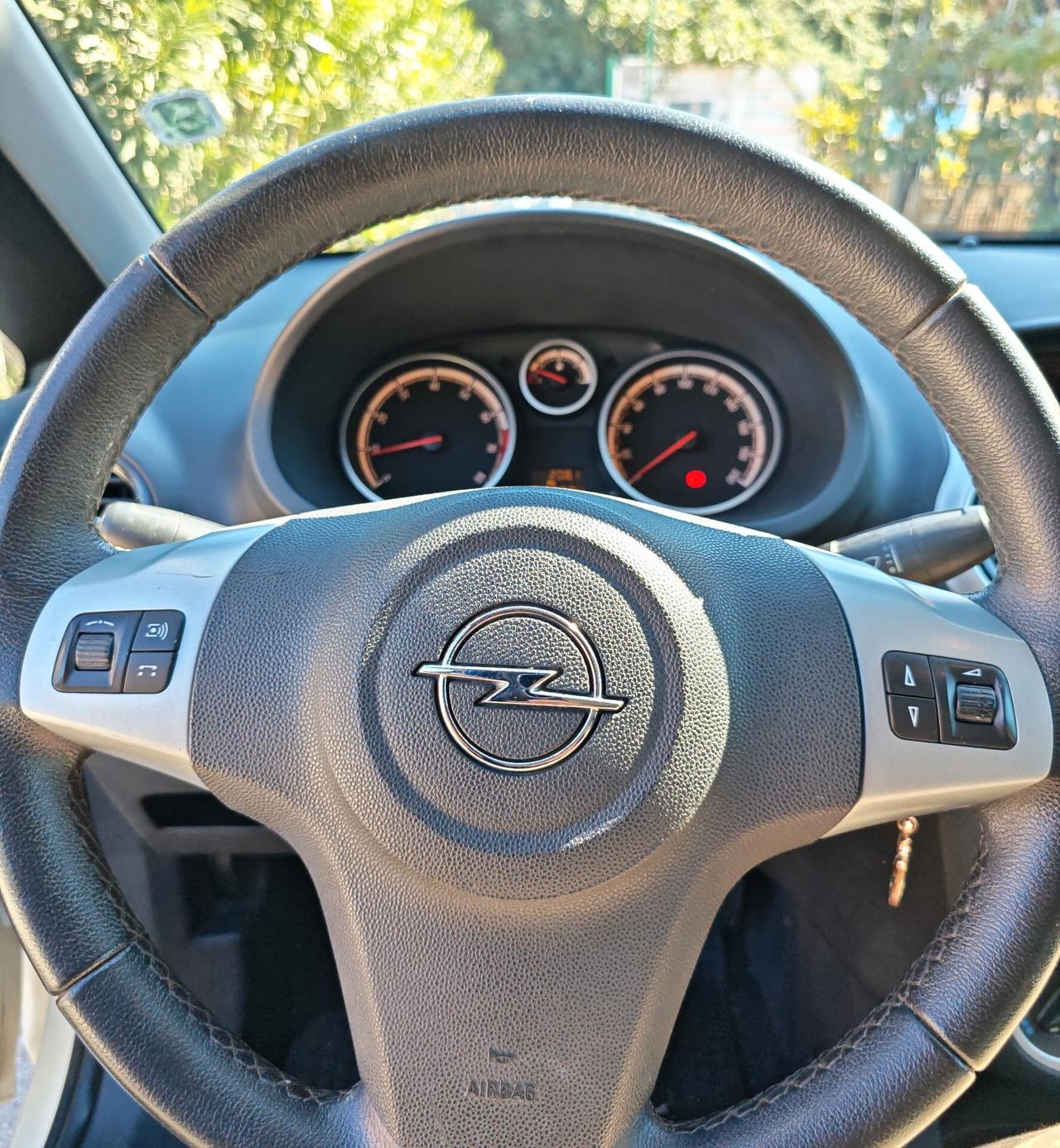 OPEL CORSA CON CATENA DISTRIBUZIONE 2013