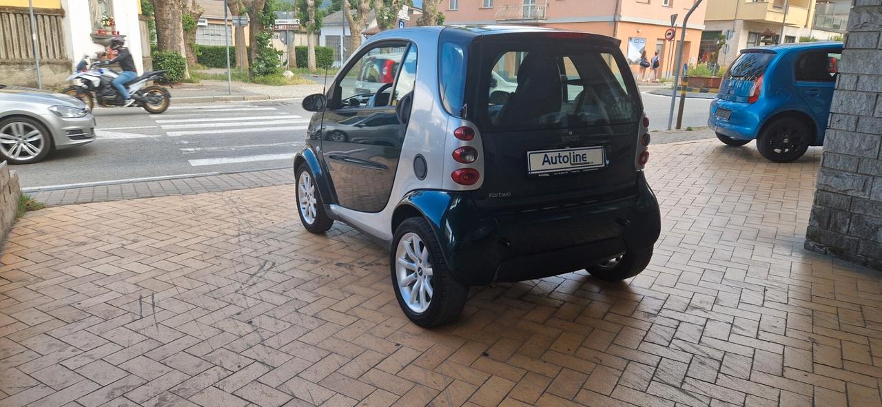 Smart ForTwo 700 coupé grandstyle (45 kW) CLIMA