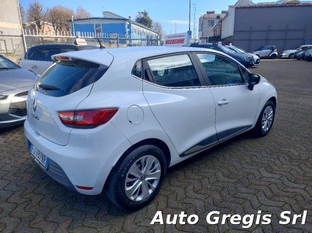 RENAULT Clio 1.2 75CV 5 porte Intens - Garanzia fino 24 mesi